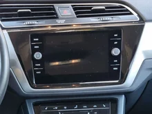 VW Touran Comfortline TDI DSG in Deep Black Perleffekt