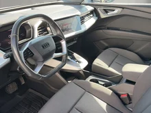 Audi Q4 e-tron 50 e-tron quattro in Gletscherweiss metallic