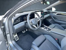 VW Passat Variant Sport eHybrid 200kW in Diabasgrau Metallic