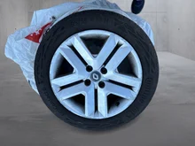 Renault Clio Zen TCe 90 X-tronic in mittelgrau - metallic