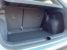 SEAT Ateca Reference Edition 1.0 TSI in Reflex-Silber Metallic