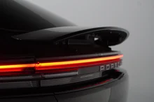 Porsche Macan 4 in schwarz - metallic