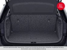 Škoda Scala Essence TSI in Black-Magic Perleffekt