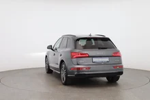 Audi Q5 50 TDI quattro Sport in daytonagrau perleffe