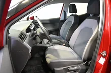 SEAT Arona Style EcoTSI in Desire-Red Metallic