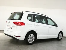 VW Touran Comfortline TDI in 0Q Pure White