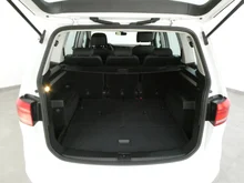 VW Touran Comfortline TDI in 0Q Pure White