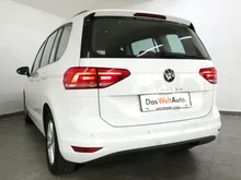 VW Touran Comfortline TDI in 0Q Pure White