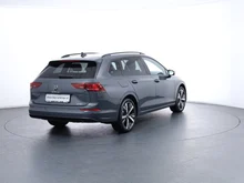 VW Golf Variant Business mHeV TSI DSG in Delfingrau Metallic