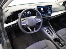 VW Golf Variant Business mHeV TSI DSG in Delfingrau Metallic