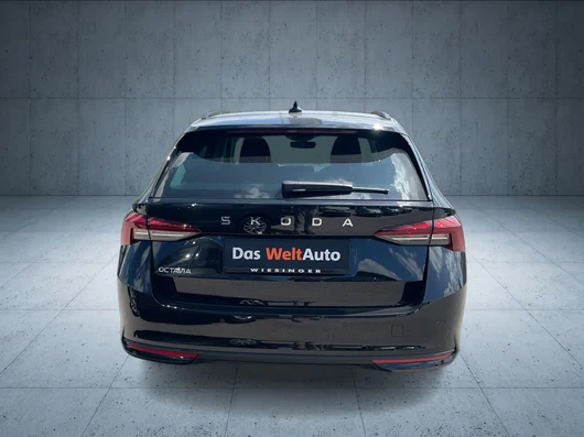 Bild eines Octavia Combi Essence TSI mHEV DSG