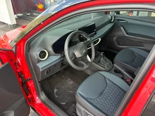 SEAT Arona Style 1.0 TSI in Liminal-Rot Dach Nacht-Schwarz