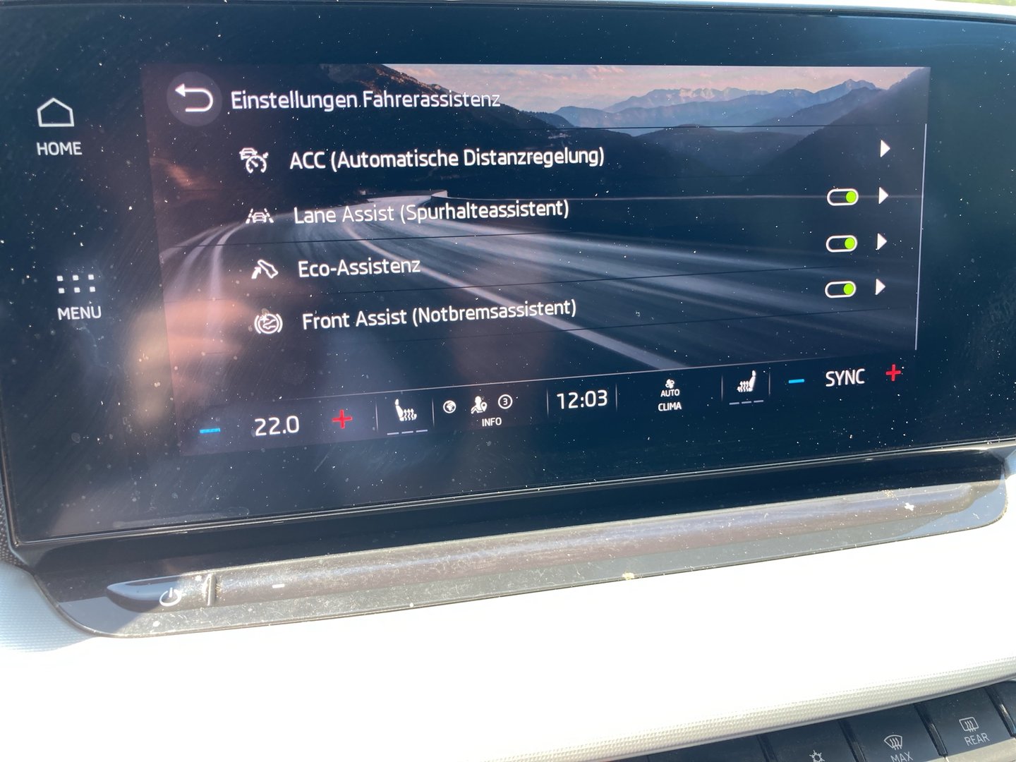 Škoda OCTAVIA Combi Style TDI DSG | Bild 14 von 25