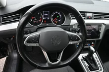 VW Passat Variant TDI SCR DSG in 5V Mangangrau Metallic