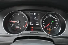 VW Passat Variant TDI SCR DSG in 5V Mangangrau Metallic