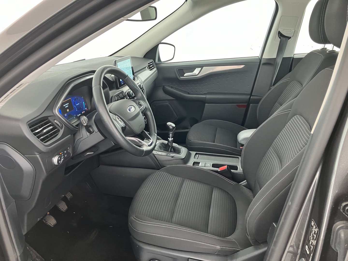 Ford Kuga 2,0 EcoBlue Hybrid Titanium | Bild 3 von 15