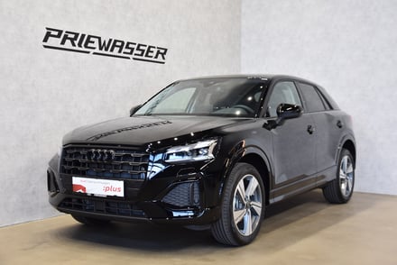 Audi Q2 30 TFSI admired