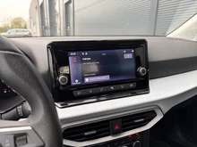 SEAT Arona Style EcoTSI in Candy weiss