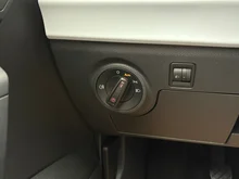 SEAT Arona Style EcoTSI in Candy weiss