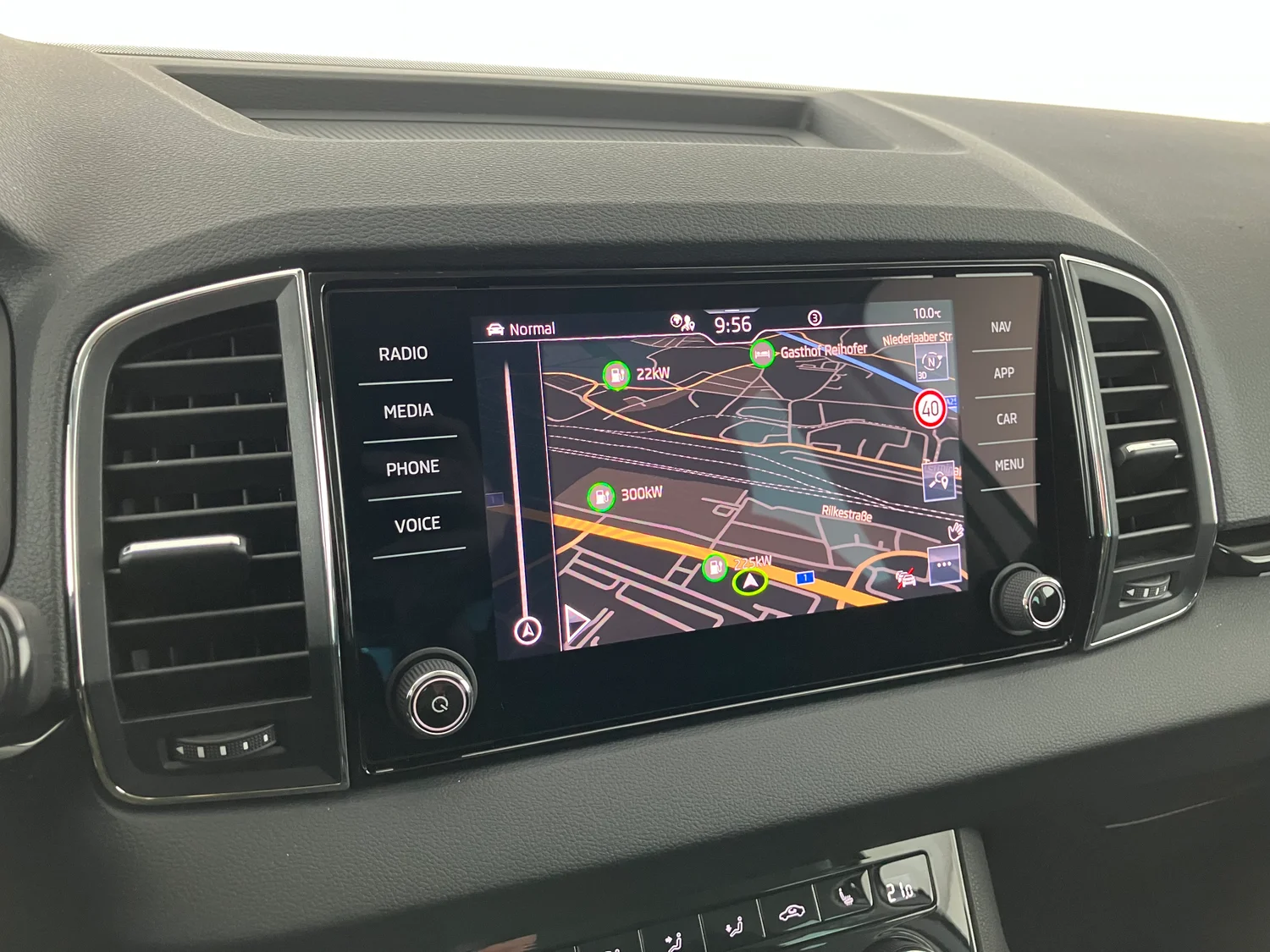Bild eines Škoda Karoq Selection TSI DSG ACT