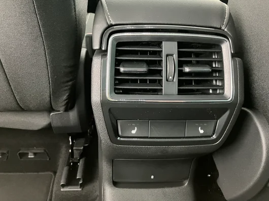 Bild eines Škoda Karoq Selection TSI DSG ACT