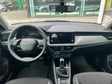 Škoda Kamiq Essence TSI DSG in Graphit-Grau Metallic
