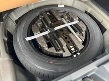Škoda Kamiq Essence TSI DSG in Graphit-Grau Metallic