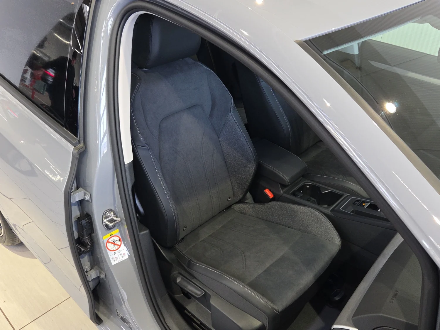 Bild eines Golf Rabbit mHEV DSG