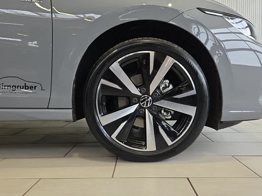 Bild eines Golf Rabbit mHEV DSG