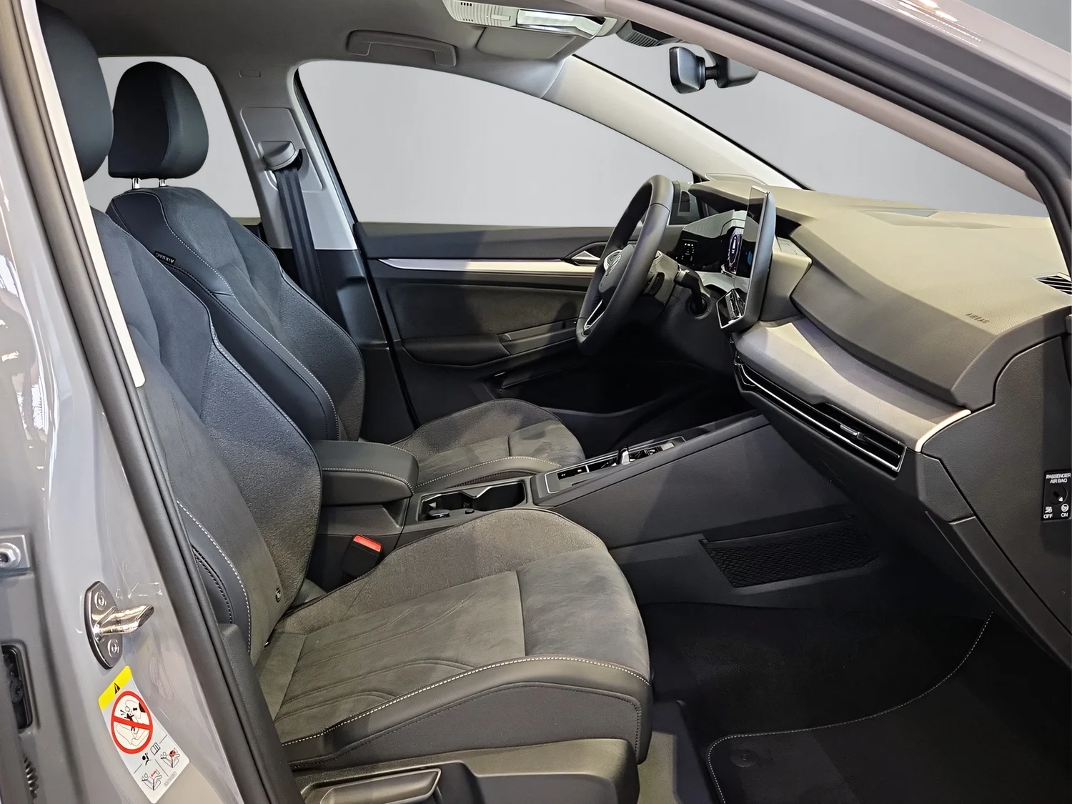 Bild eines Golf Rabbit mHEV DSG