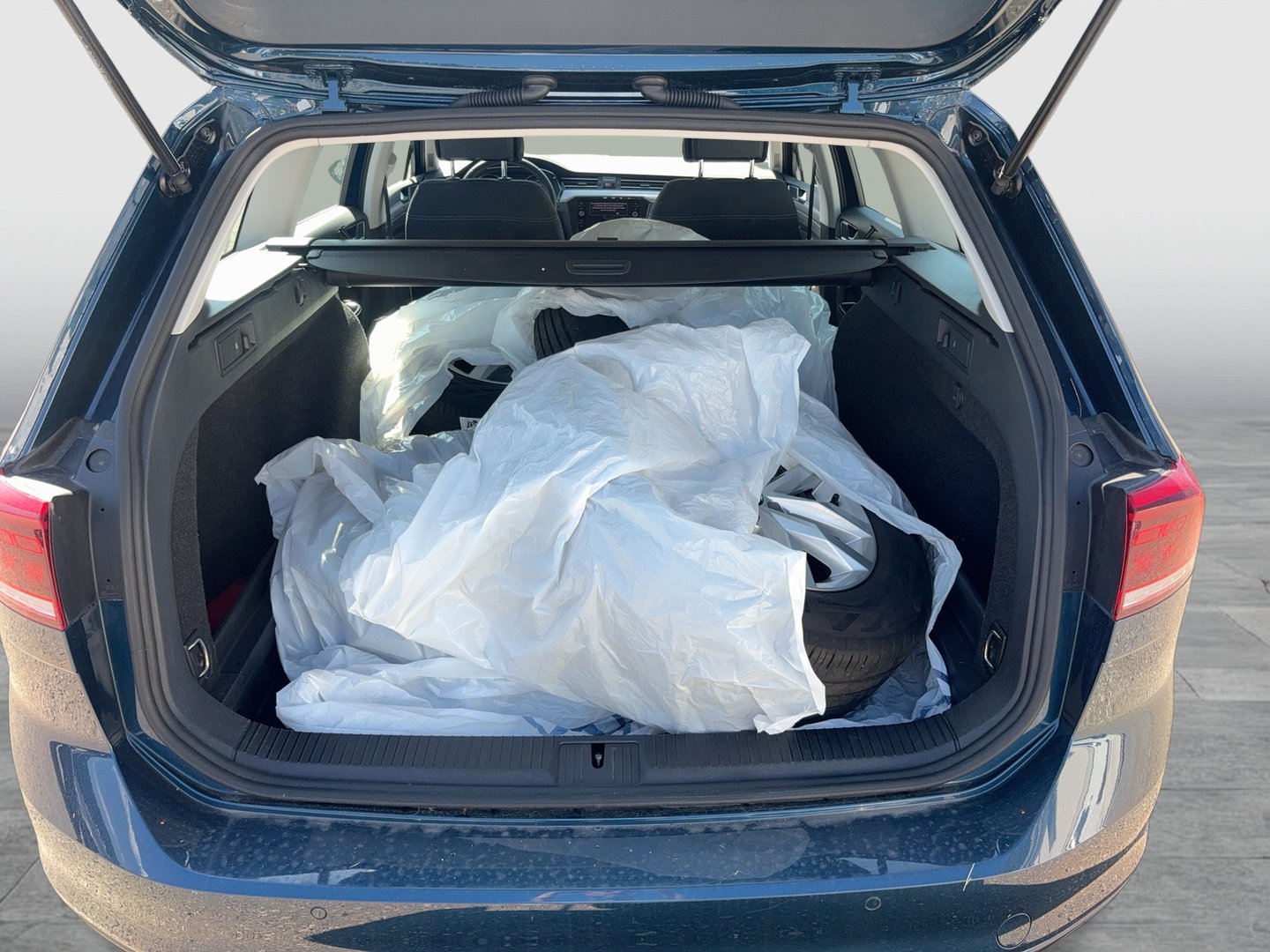 VW Passat Variant Business TDI DSG | Bild 17 von 19