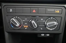VW T-Cross 4Me TSI in Rauchgrau Metallic
