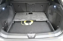 VW ID.4 Pro 4MOTION 210 kW Business in Gletscherweiß Metallic Dach schwarz