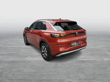 VW T-Roc Life eTSI DSG in Flame Red