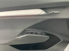 Škoda Enyaq 60 in Moon-Weiß Metallic