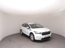 Škoda Enyaq 60 in Moon-Weiß Metallic