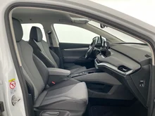 Škoda Enyaq 60 in Moon-Weiß Metallic