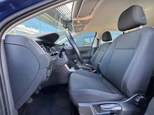 VW Polo Comfortline in 0A Reef Blue Metallic