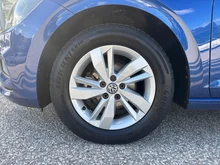 VW Polo Comfortline in 0A Reef Blue Metallic