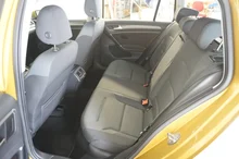 VW Golf Variant Rabbit 1,5 TSI ACT BM in dunkelgelb - metallic-perleffekt