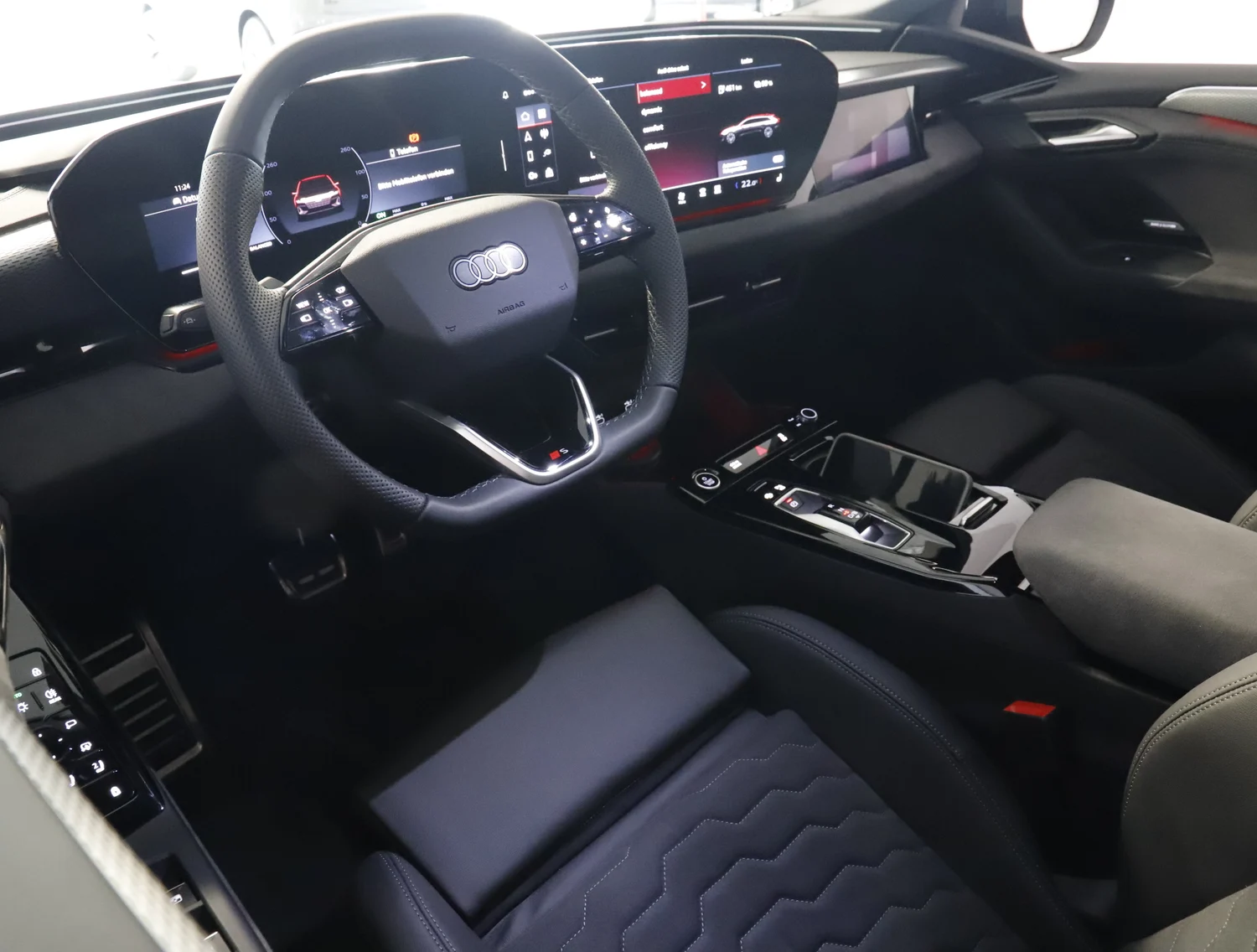 Bild eines Audi A6 Avant e-tron quattro