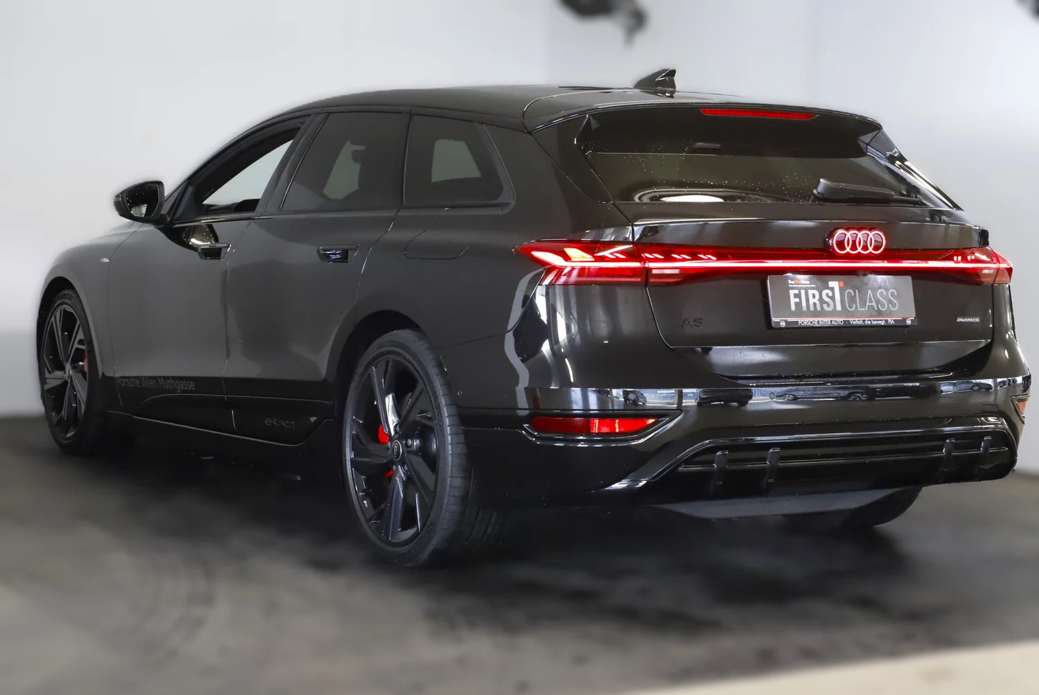 Bild eines Audi A6 Avant e-tron quattro