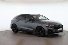 Audi Q8 e-hybrid quattro 360 kW in Daytonagrau Perleffekt