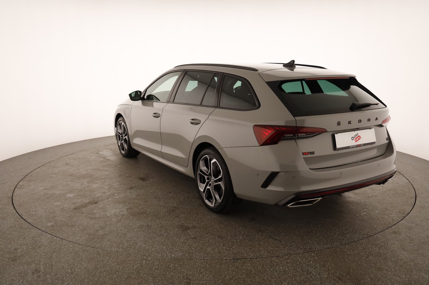 Škoda OCTAVIA Combi RS iV 245 DSG | Bild 2 von 16