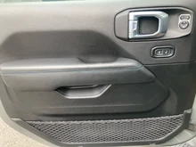 Jeep Wrangler / Wrangler Unlimited Plug-In Hybrid Rubicon 4xe in grau