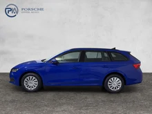 Škoda Octavia Combi Essence TSI mHEV DSG in Energy-Blau