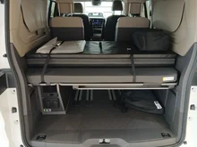VW California Beach eHybrid 180 kW 4M in Candyweiß / Dach Deepblack Perleffekt