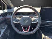 VW ID.7 Tourer GTX 4MOTION 250kW Business in Gletscherweiß Metallic Dach Schwarz