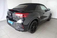 VW T-Roc Cabriolet R-Line TSI DSG in Deep Black Perleffekt