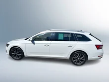 Škoda Superb Combi Style TDI DSG in Moon-Weiß Metallic